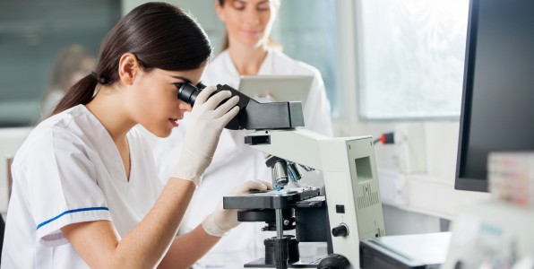 cancer laboratoire chercheurs microscopes lectroniques